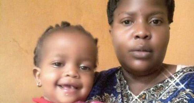 Manukau with her child