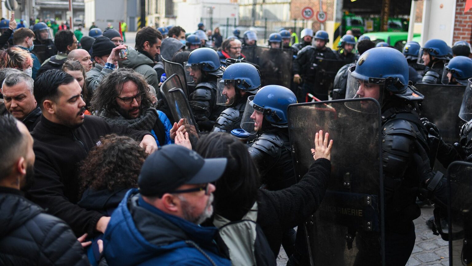 France-Protest-1536x865.jpg