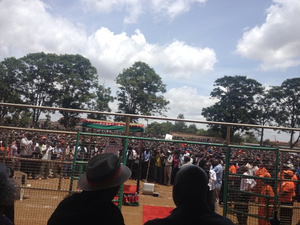 BEBc_ObCMAEt32B.jpg:large